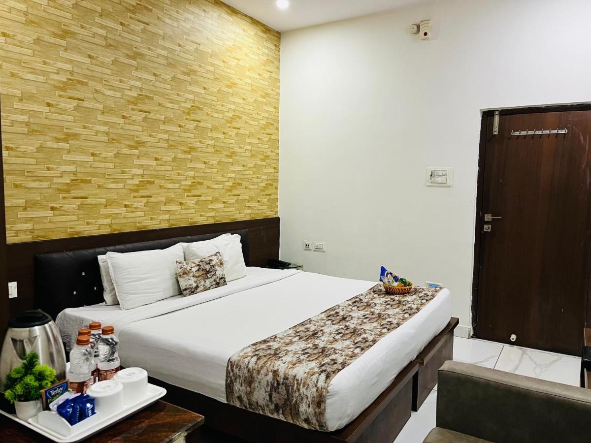 Hotel Plaza Hyderabad Airport Zone Shamshabad Exterior photo