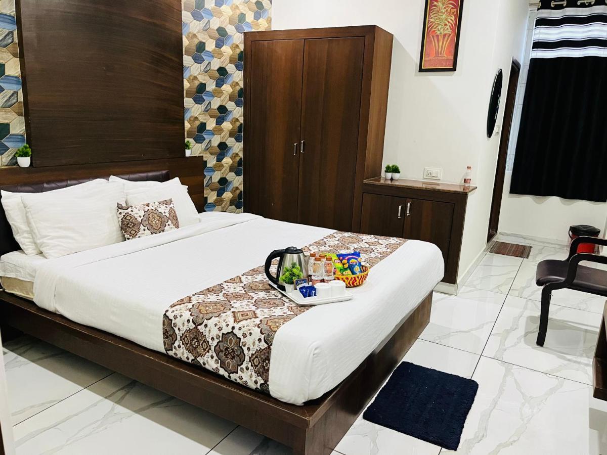 Hotel Plaza Hyderabad Airport Zone Shamshabad Exterior photo